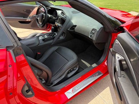 Used 2014 Chevrolet Corvette Stingray Coupe w/ 3LT Preferred Equipment Group RWD image 19