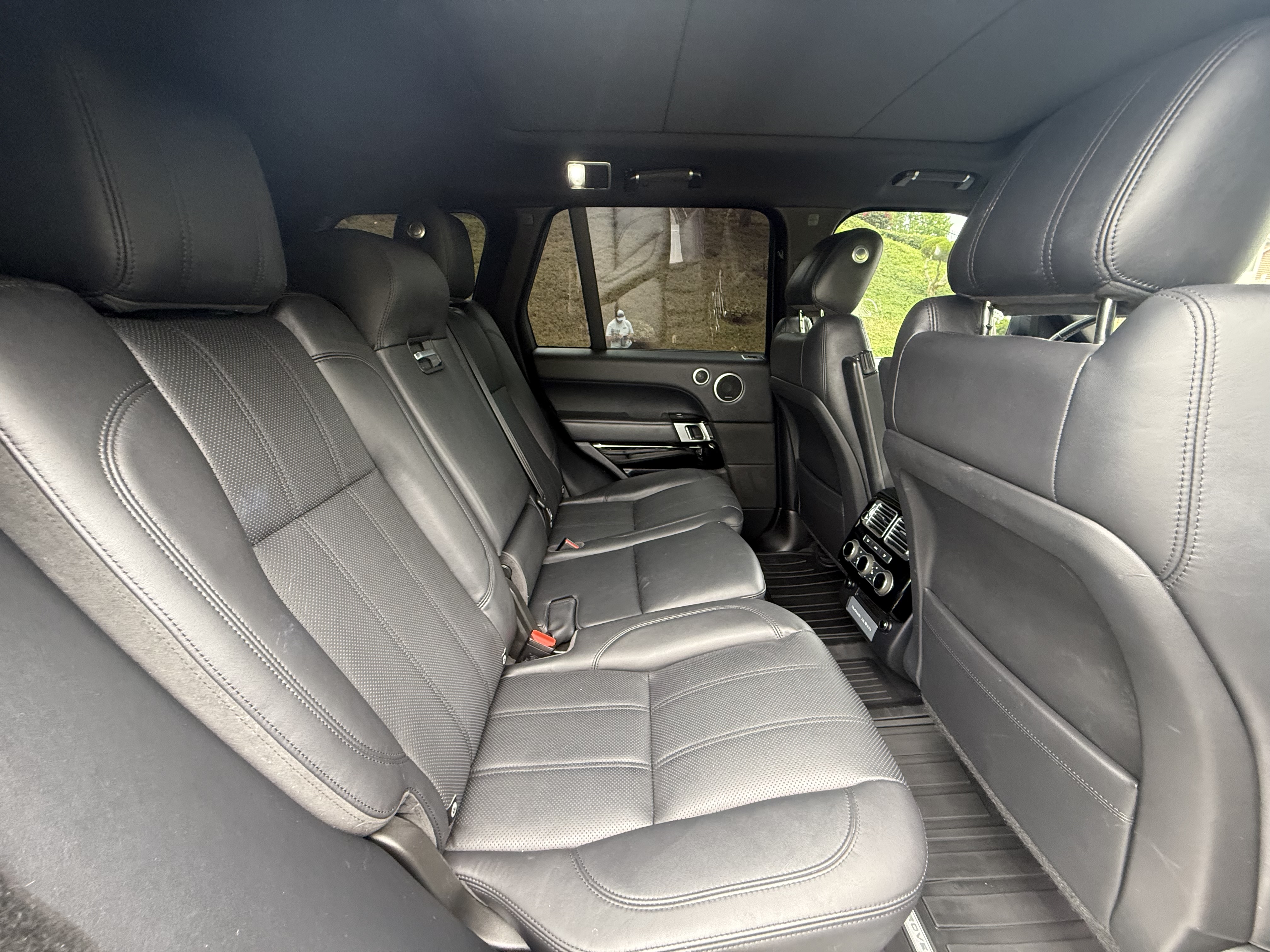 Used 2017 Land Rover Range Rover Supercharged AWD/4WD image 24