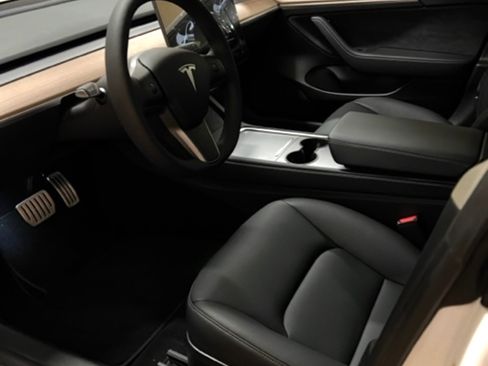 Used 2023 Tesla Model 3 Performance AWD/4WD image 16