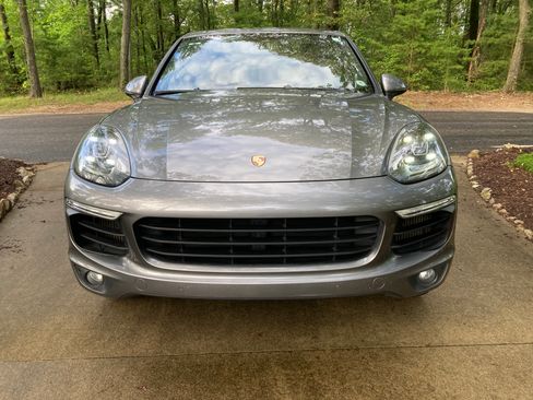 Used 2015 Porsche Cayenne Diesel AWD/4WD image 9
