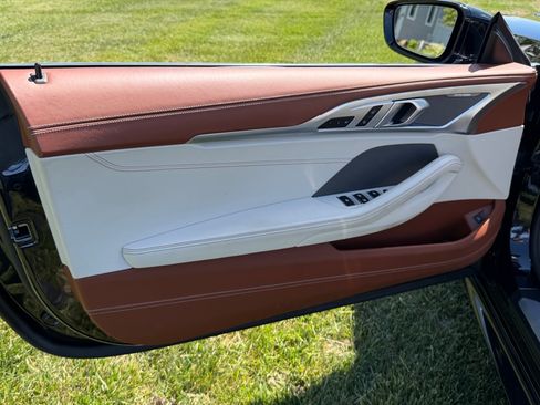Used 2022 BMW M850i xDrive Convertible AWD/4WD image 13