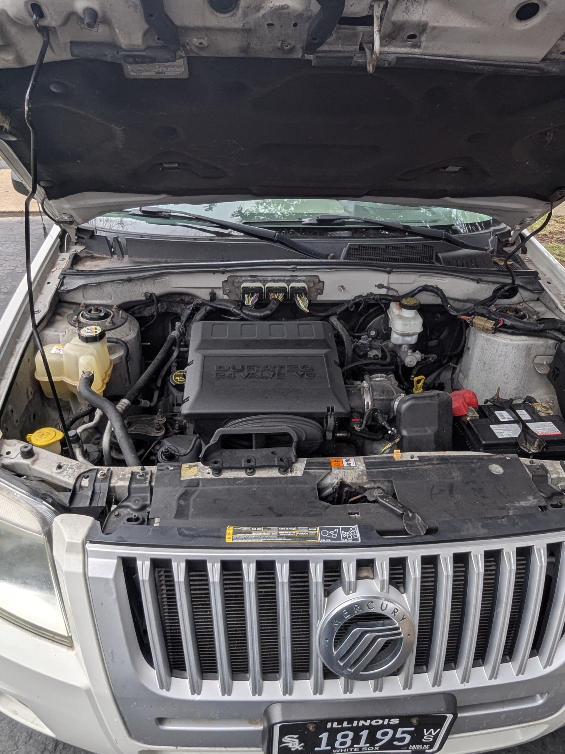 Used 2010 Mercury Mariner 4WD image 6