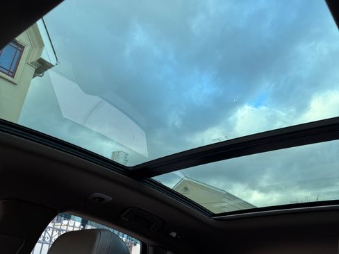 Used 2016 Porsche Macan S image 13