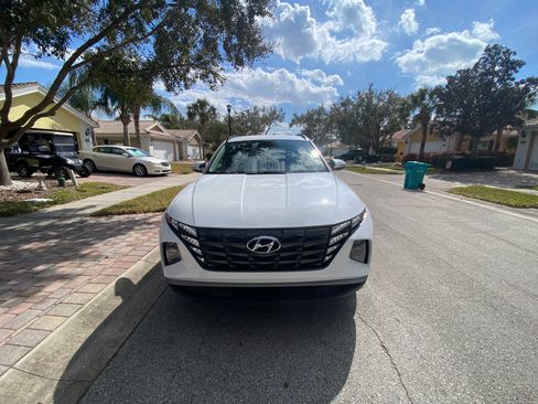 Used 2022 Hyundai Tucson Blue image 16