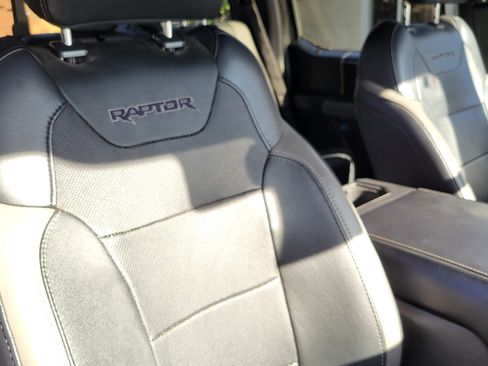 Used 2018 Ford F150 Raptor w/ Equipment Group 802A Luxury image 23