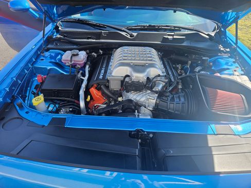 Used 2023 Dodge Challenger SRT Hellcat image 4
