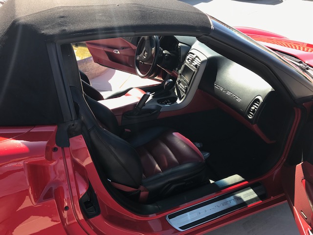 Used 2007 Chevrolet Corvette Convertible w/ Preferred Equipment Group RWD image 6
