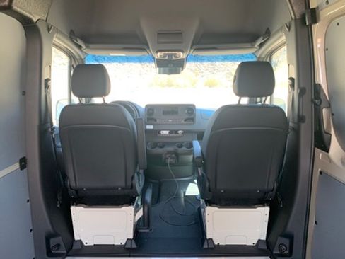 Used 2023 Mercedes-Benz Sprinter 2500 image 16