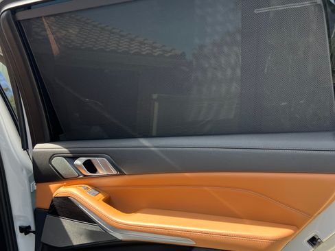 Used 2019 BMW X7 xDrive50i w/ M Sport Package image 14