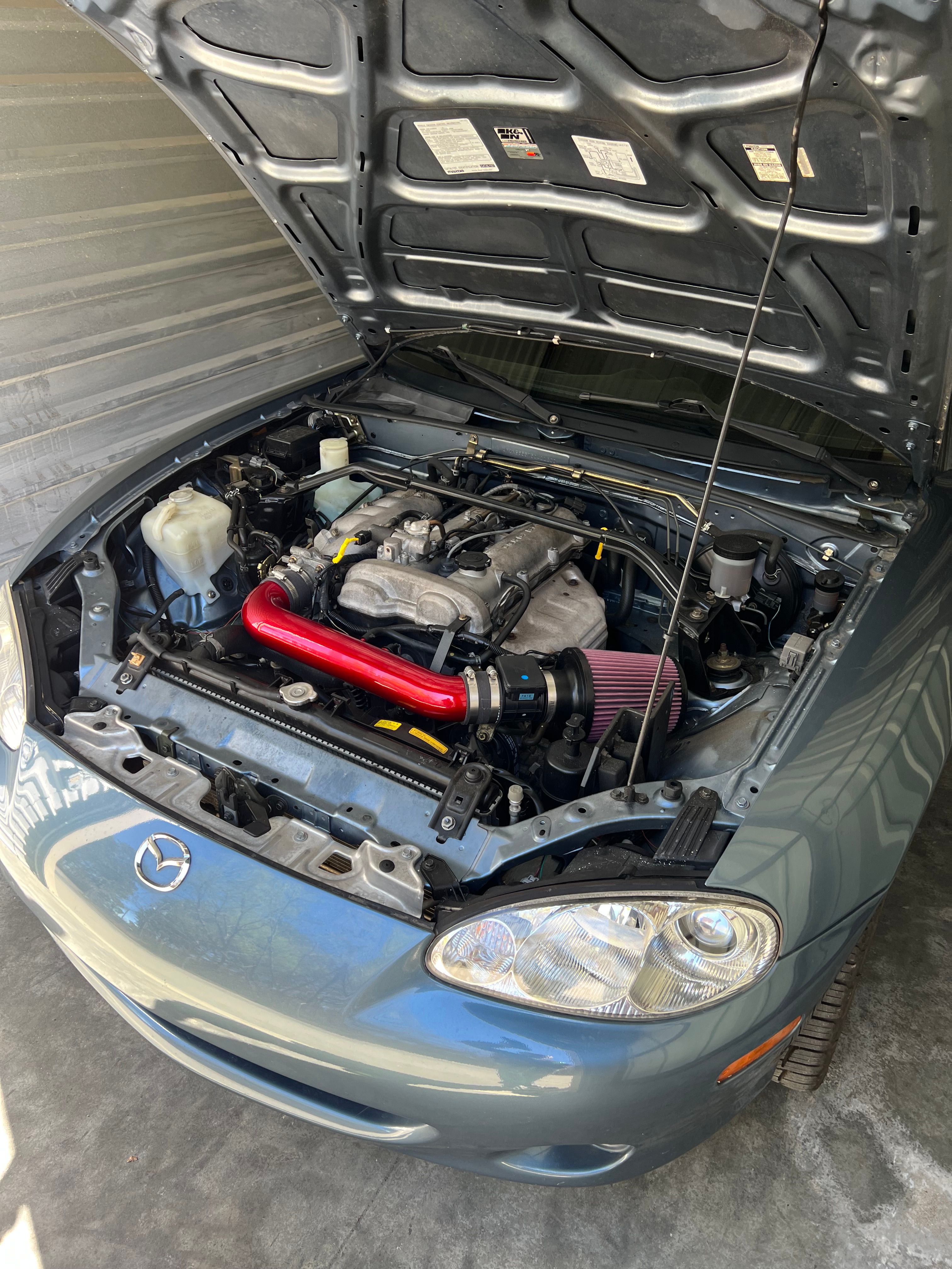 Used 2005 MAZDA MX-5 Miata RWD image 6