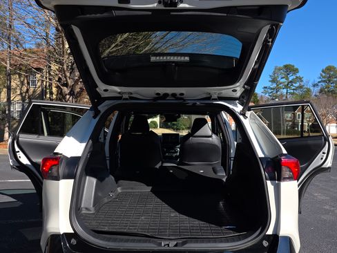 Used 2020 Toyota RAV4 XSE w/ XSE Grade Weather Package image 9