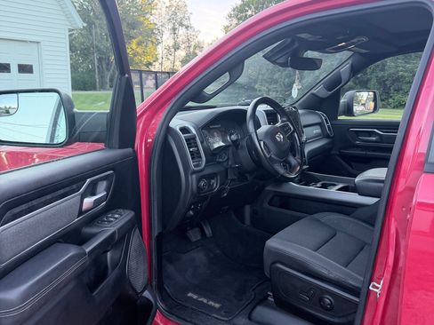 Used 2022 RAM 1500 Big Horn AWD/4WD image 6
