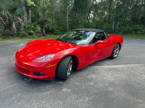 Used 2005 Chevrolet Corvette Convertible w/ Preferred Equipment Group RWD image 10