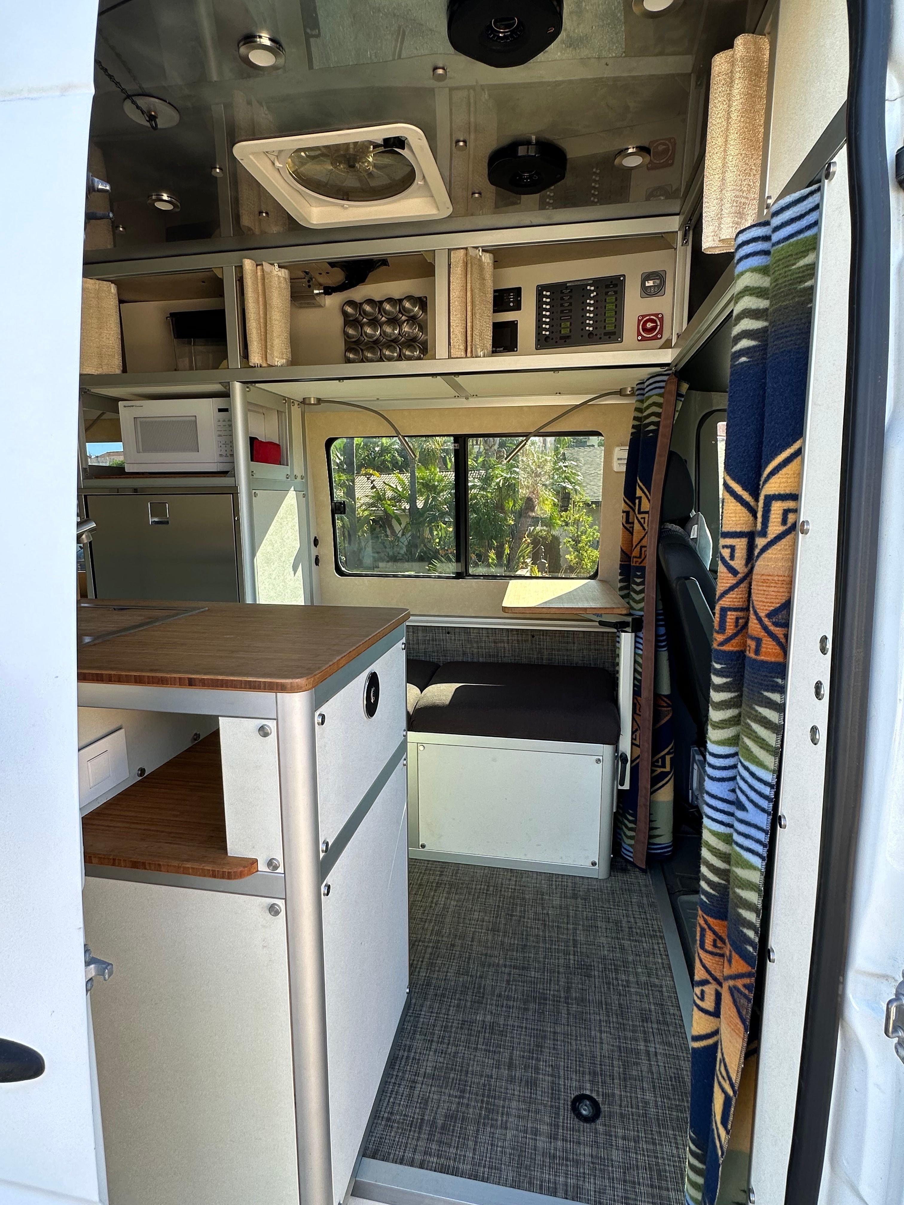 Used 2013 Mercedes-Benz Sprinter 3500 image 20