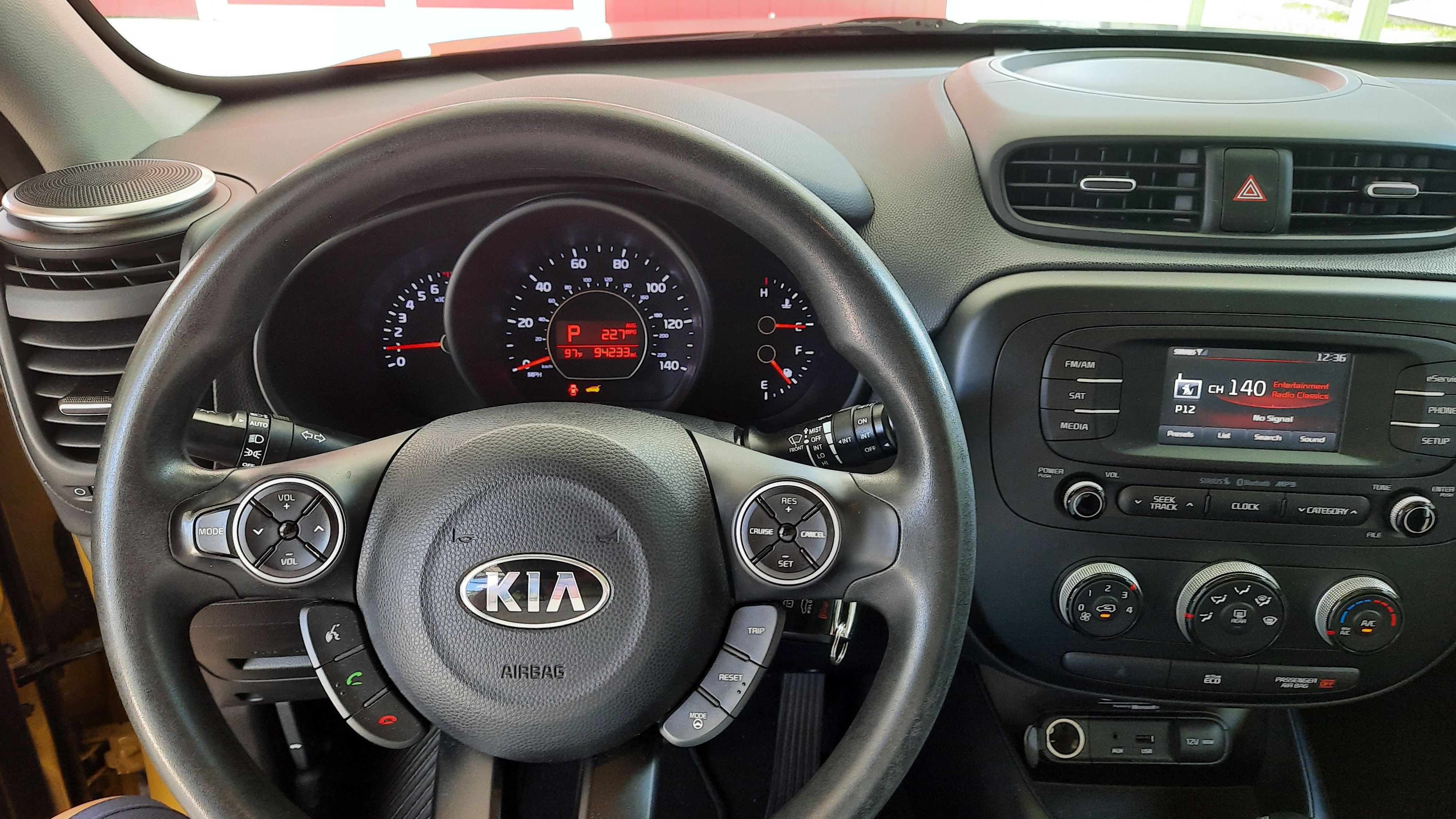 Used 2014 Kia Soul + w/ UVO w/Eservices Package FWD image 14