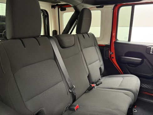 Used 2020 Jeep Wrangler Unlimited Sport S w/ Sun And Sound Package image 18