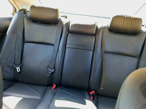 Used 2010 Lexus ES 350 w/ Preferred Accessory Package FWD image 10