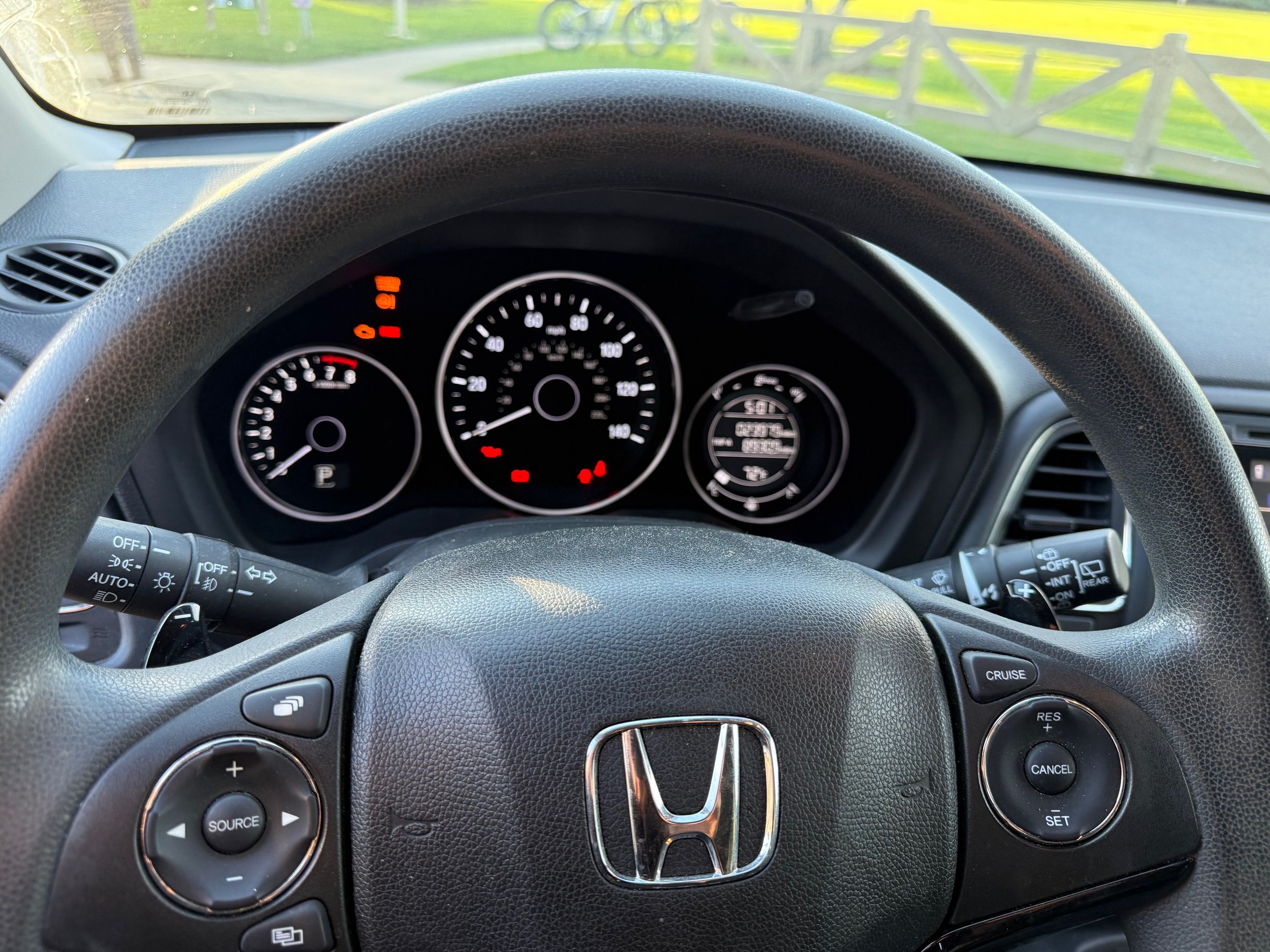 Used 2016 Honda HR-V EX image 12