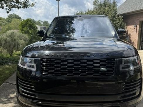 Used 2019 Land Rover Range Rover HSE AWD/4WD image 2