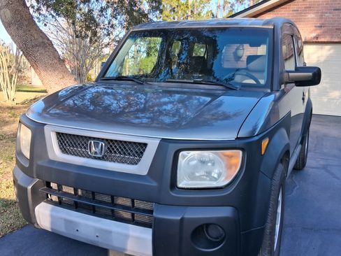 Used 2005 Honda Element EX image 8
