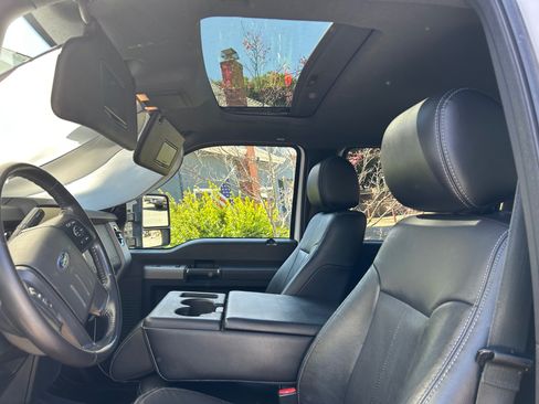 Used 2015 Ford F350 Lariat w/ Lariat Ultimate Package image 10