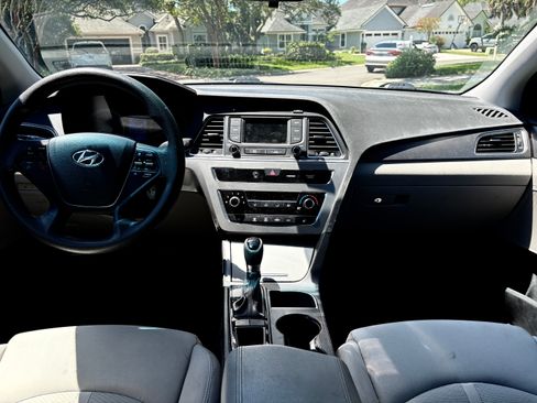 Used 2015 Hyundai Sonata Sport w/ Cargo Package FWD image 14