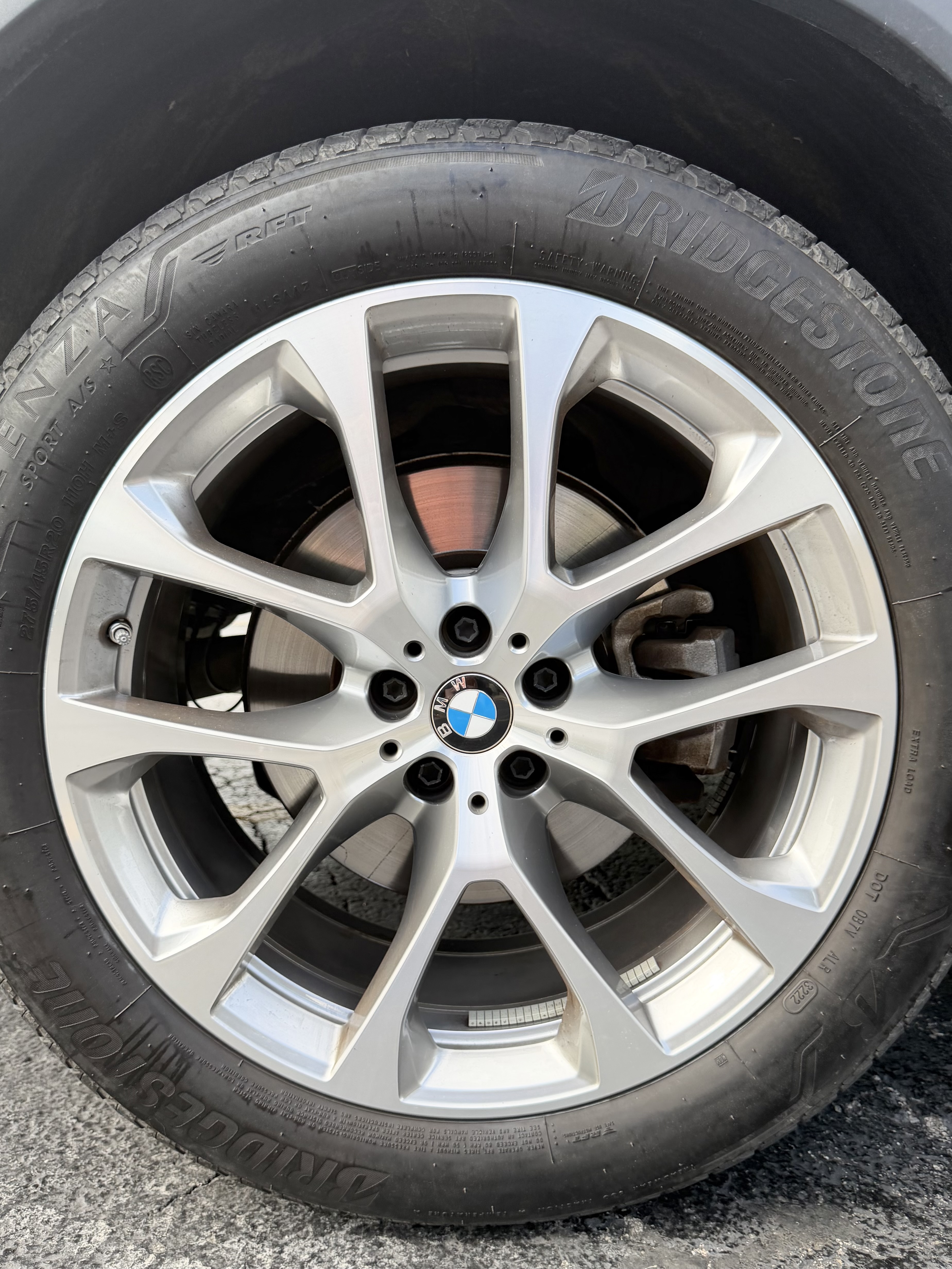 Used 2023 BMW X6 xDrive40i w/ Premium Package AWD/4WD image 21