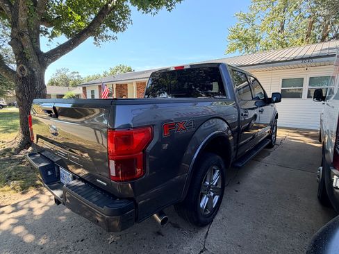 Used 2018 Ford F150 Lariat w/ Equipment Group 502A Luxury image 5