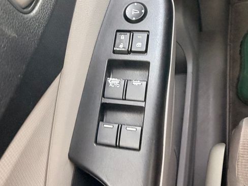 Used 2013 Honda CR-V LX image 15