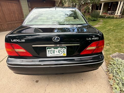 Used 2001 Lexus LS 430 image 6