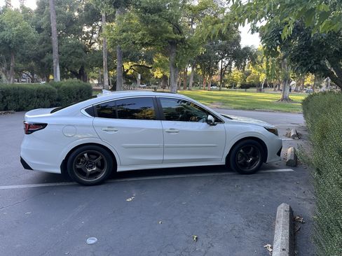 Used 2021 Subaru Legacy Limited XT image 4