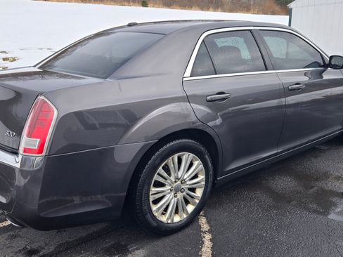 Used 2013 Chrysler 300 Sedan 4D w/ Driver Convenience Group image 9