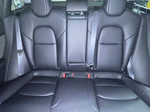 Used 2023 Tesla Model 3 Standard Range image 19