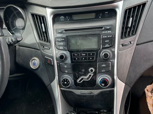 Used 2013 Hyundai Sonata SE image 6