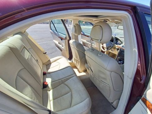 Used 2003 Mercedes-Benz E 320 Sedan image 19