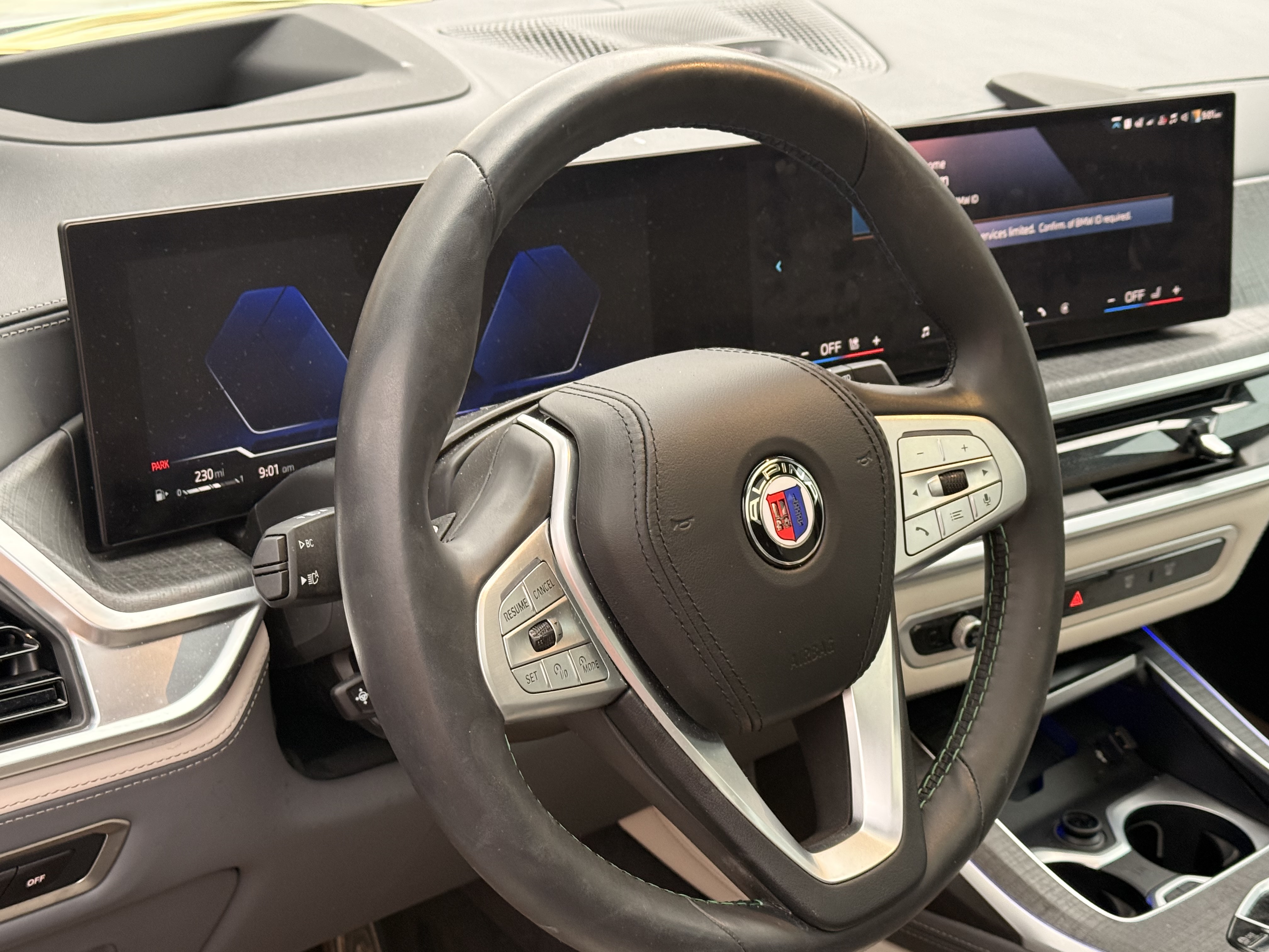 Used 2025 BMW ALPINA XB7 AWD/4WD image 4