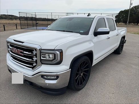 Used 2017 GMC Sierra 1500 SLT image 2