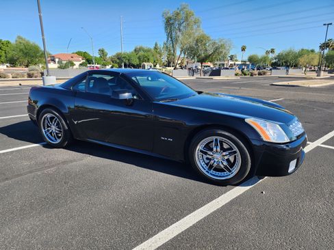 Used 2008 Cadillac XLR image 6