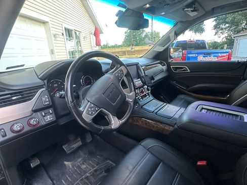 Used 2015 GMC Yukon Denali w/ Open Road Package AWD/4WD image 11