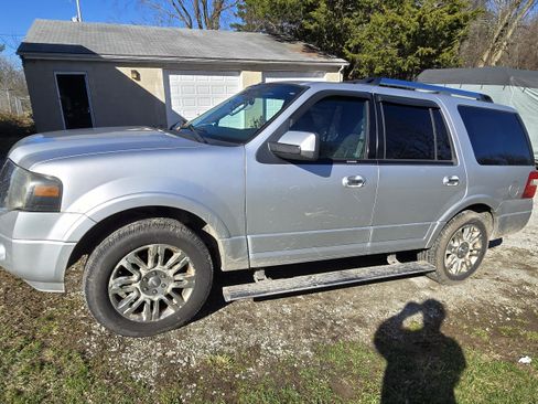 Used 2011 Ford Expedition Limited w/ 301A Rapid Spec Order Code AWD/4WD image 6