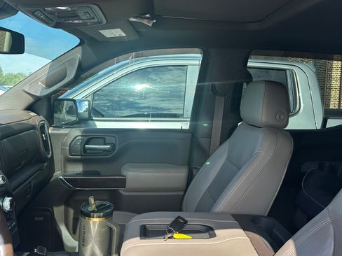 Used 2020 GMC Sierra 1500 SLT w/ SLT Premium Plus Package AWD/4WD image 10