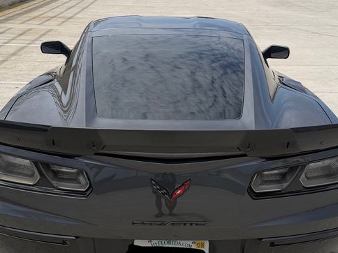 Used 2017 Chevrolet Corvette Z06 RWD image 9