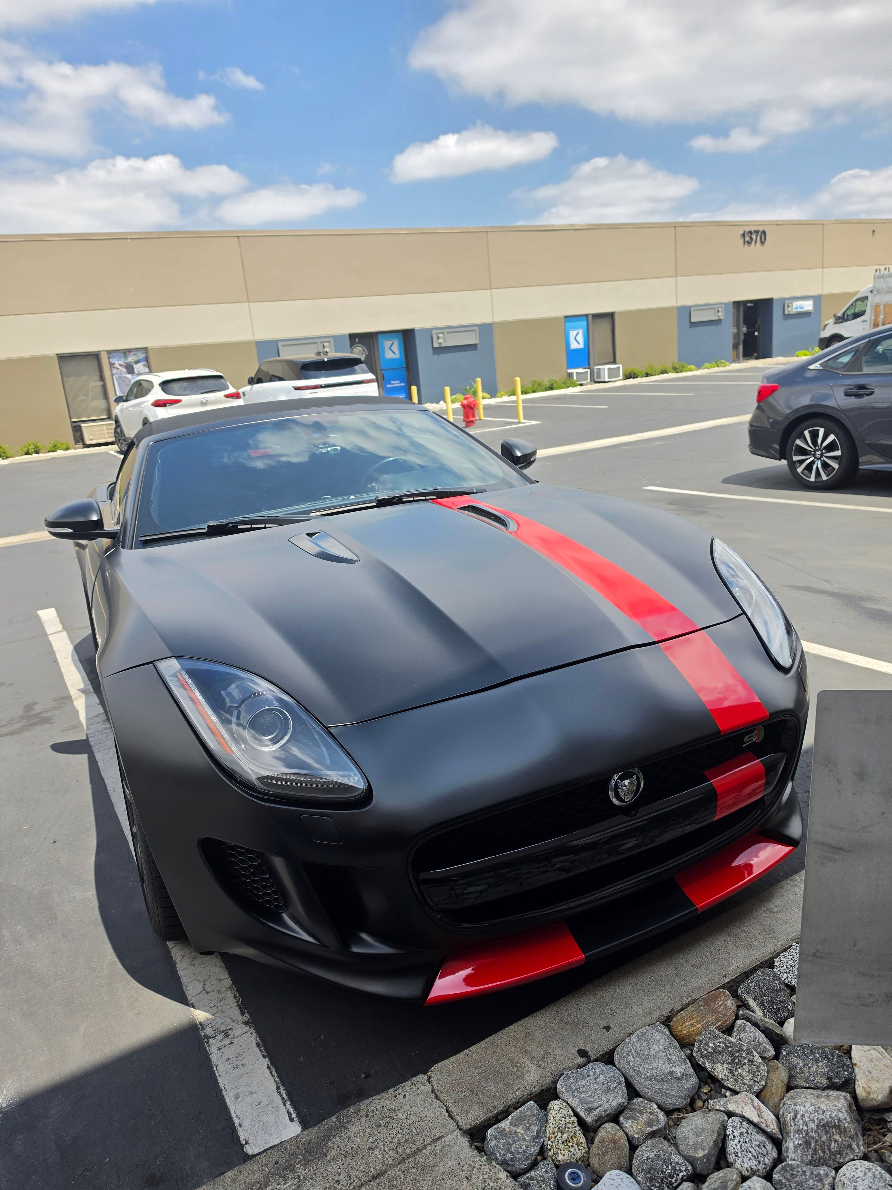 Used 2014 Jaguar F-TYPE Convertible RWD image 21