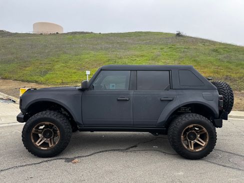 Used 2023 Ford Bronco Big Bend image 2