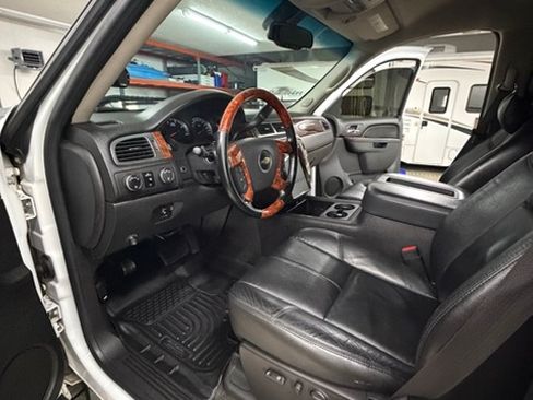 Used 2011 Chevrolet Silverado 3500 LTZ w/ LTZ Plus Package AWD/4WD image 13