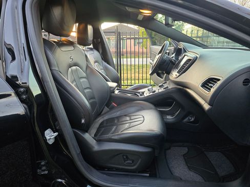 Used 2016 Chrysler 200 S w/ Navigation & Sound Group I image 13