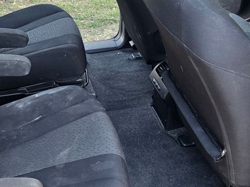 Used 2012 MAZDA MAZDA5 Sport image 28