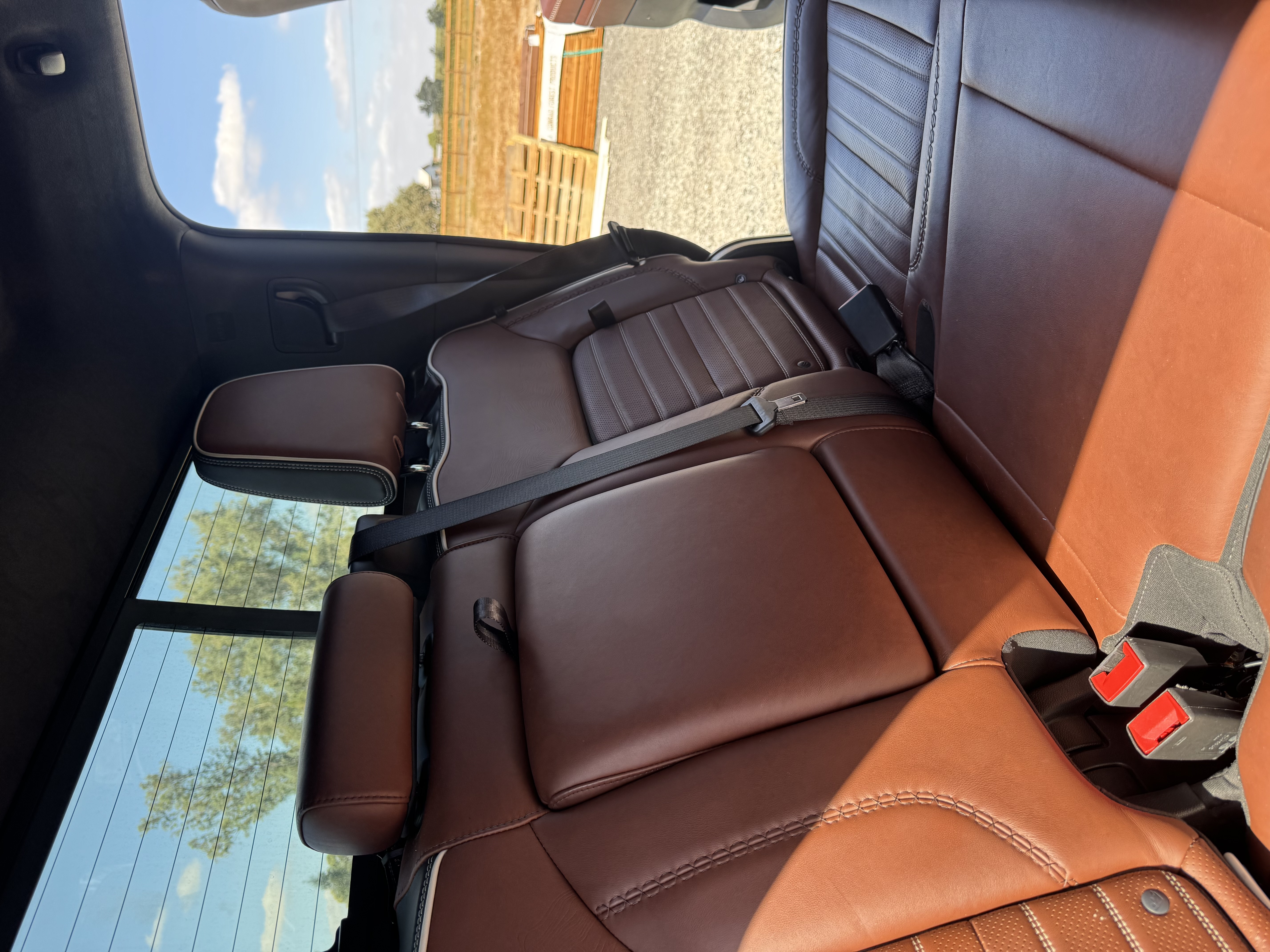 Used 2024 GMC Sierra 2500 Denali Ultimate AWD/4WD image 13