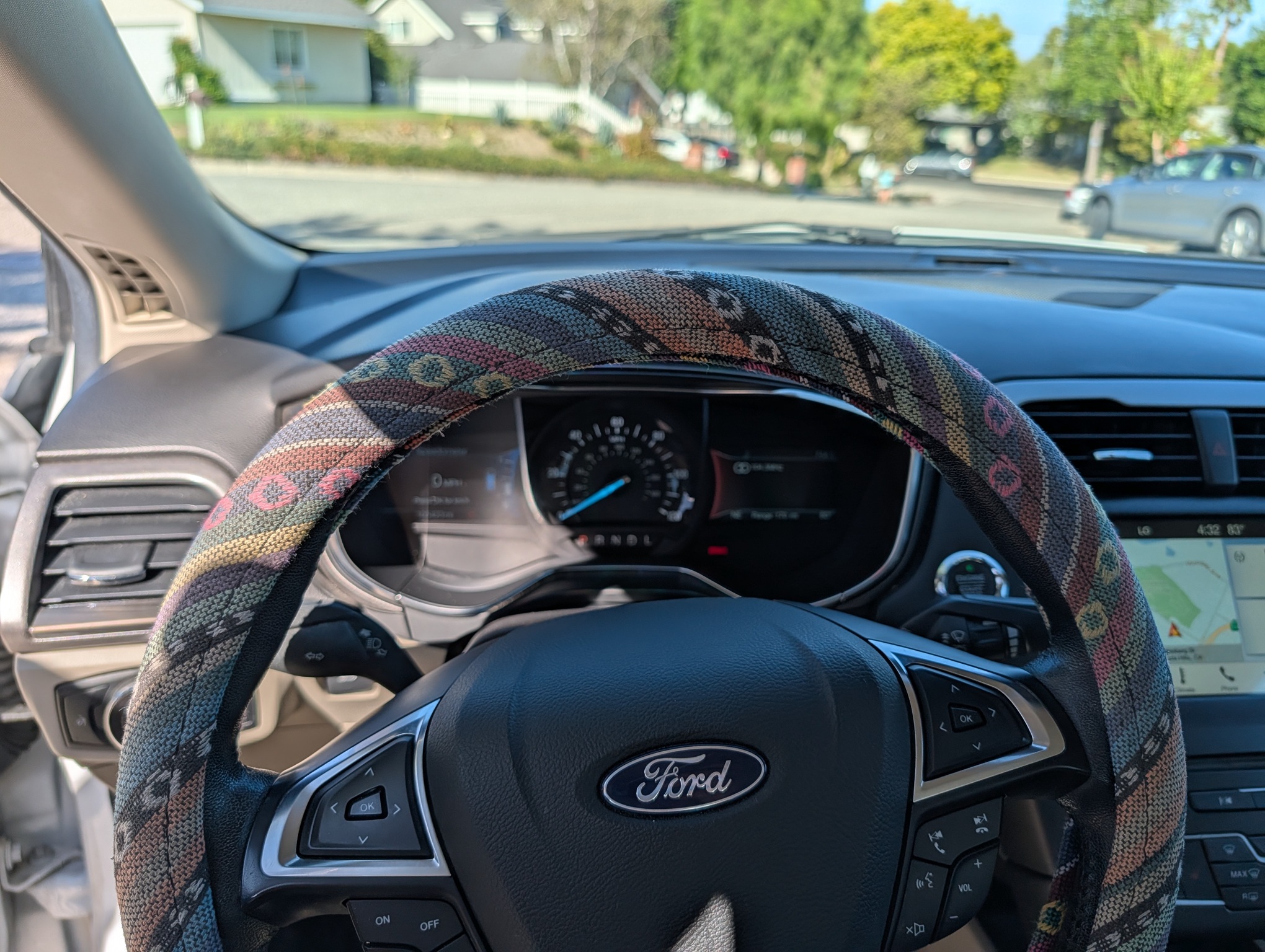 Used 2018 Ford Fusion Energi SE FWD image 16