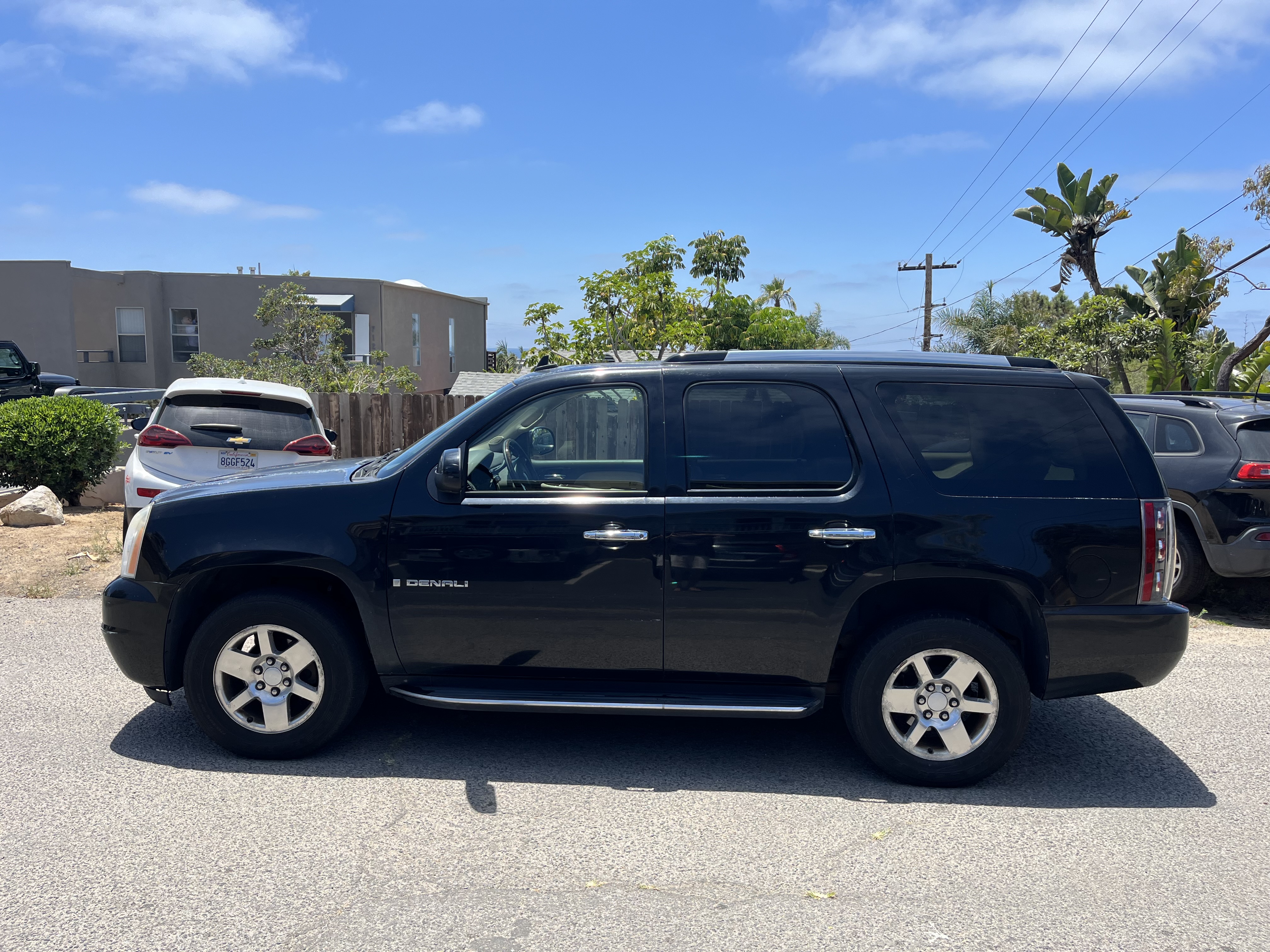 Used 2007 GMC Yukon Denali AWD/4WD image 8